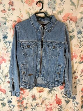 Vintage Harley-Davidson Light Blue Denim Zip Jacket